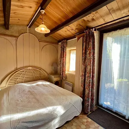 Ferienhaus Maison De Atypique Au Coeur De La Campagne A 10 Mn De La