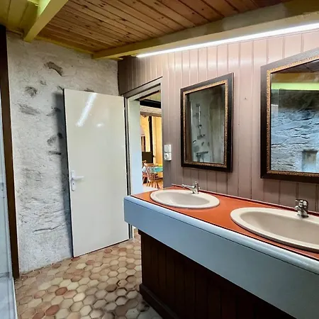 Ferienhaus Maison De Atypique Au Coeur De La Campagne A 10 Mn De La